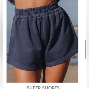 Daily drills super shorts in navy!